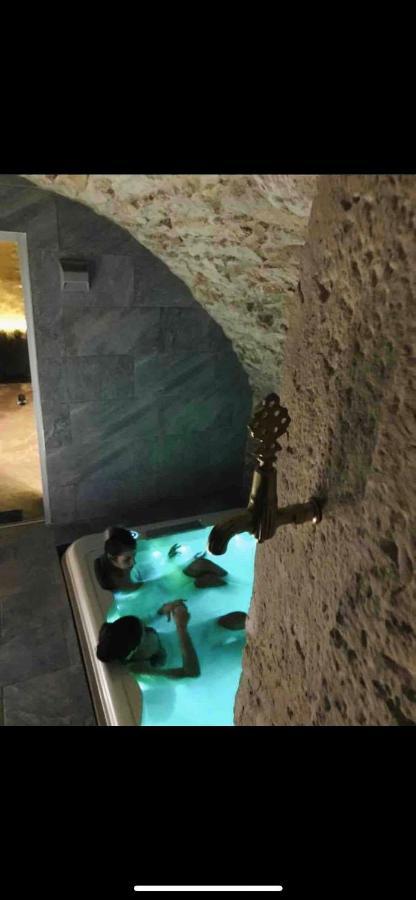 Jaccuzi & Spa Des Caves Stanislas Nancy Exterior photo